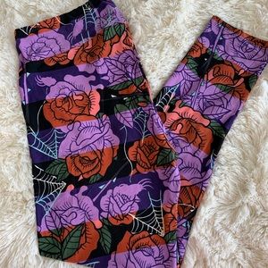LulaRoe Halloween Leggings Rose & Spider - TC